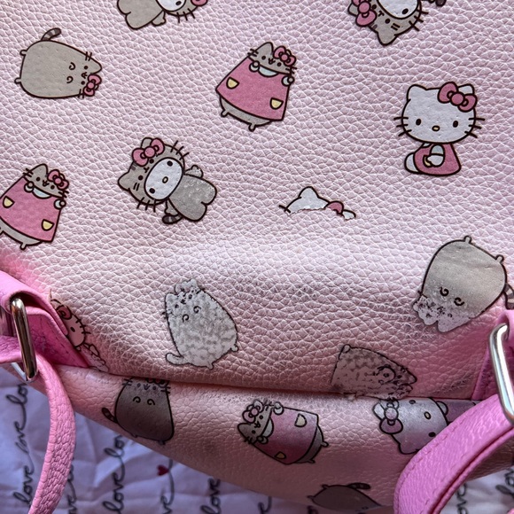 Hello Kitty X Pusheen Mini Backpack 💗 - Picture 5 of 5